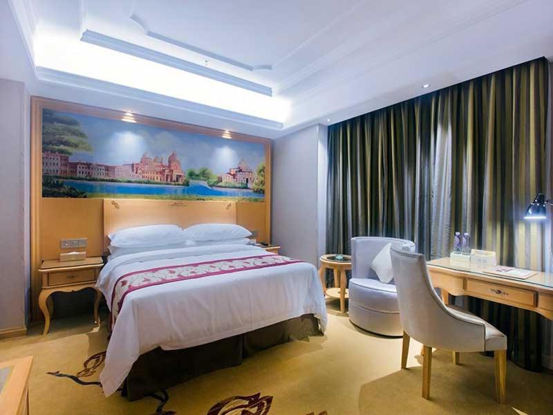 Vienna International Hotel Haikou West Bus Station Eksteriør billede