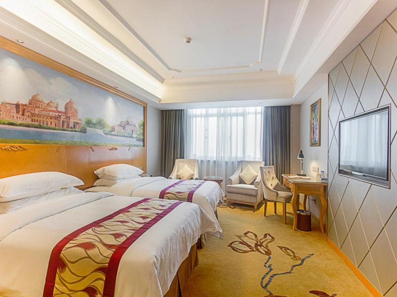 Vienna International Hotel Haikou West Bus Station Eksteriør billede